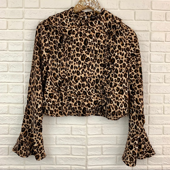 Derek Heart Tops - Derek Heart leopard animal ruffle bell sleeve top